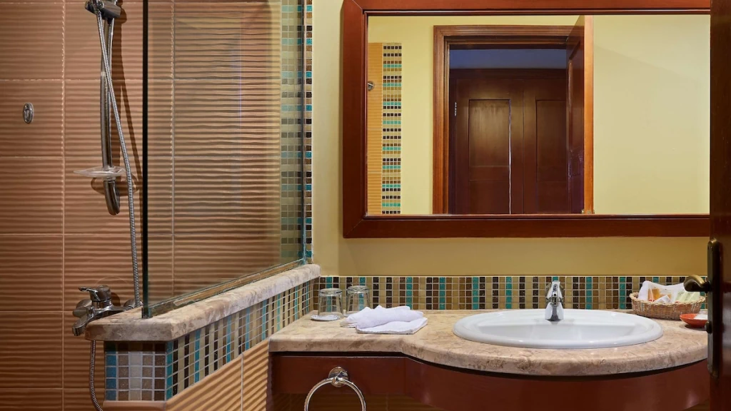 الفندق موزايك بيتش ريزورت - طابا